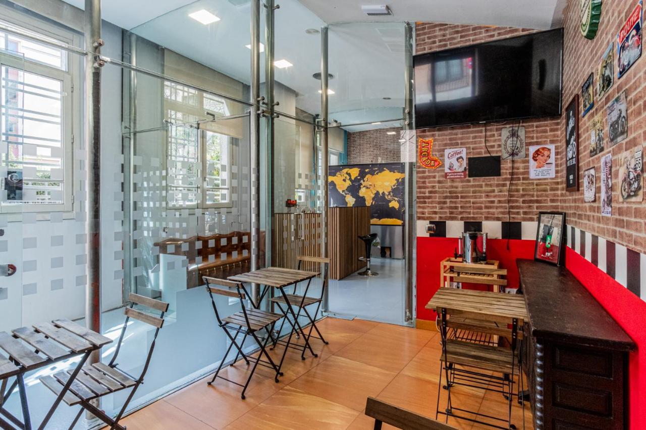 Hostel Center Мадрид Екстер'єр фото